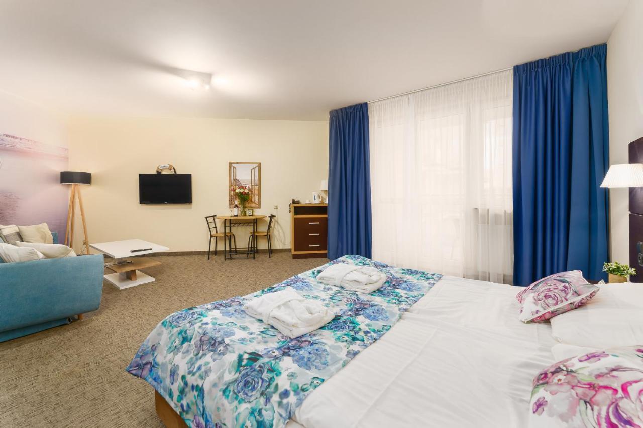 Apartamenty Prywatne W Hotelu Przy Plazy Diva Kołobrzeg Eksteriør billede